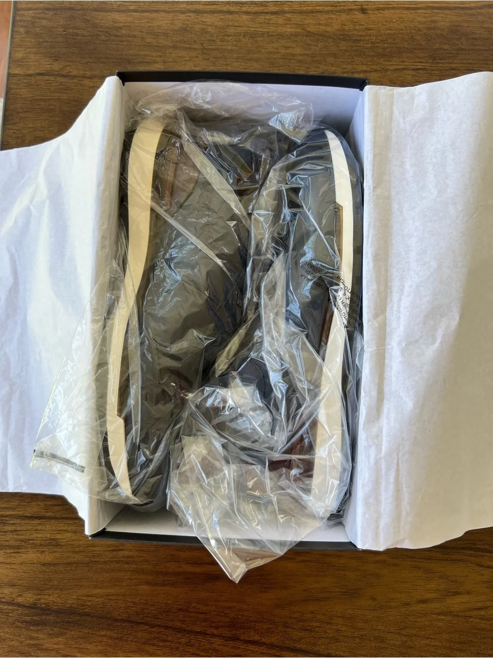 Men's Navy Leather Sneakers